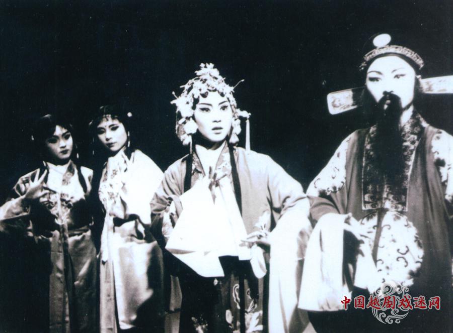1983年金静在《二堂放子》饰王桂英.jpg