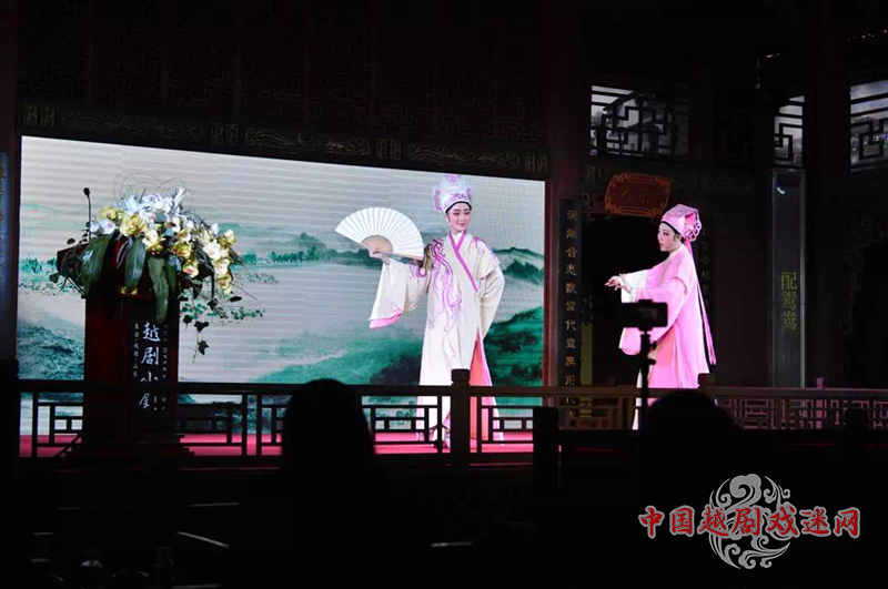 越剧小镇今天发生了什么事？连濮存昕都来了……