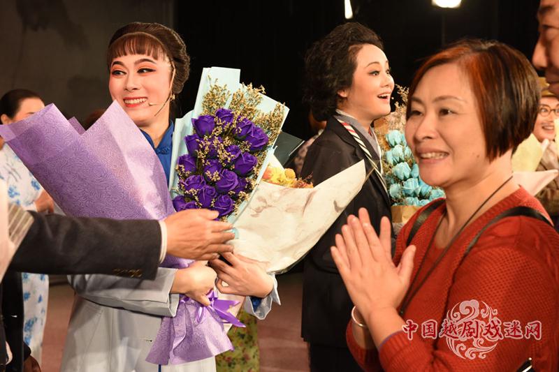 成都，都住了张艺谋，更留住了越剧