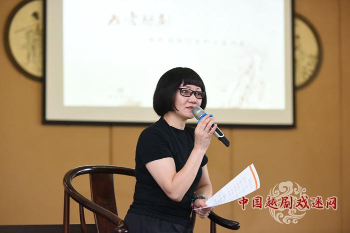 “我”在越博教越剧！