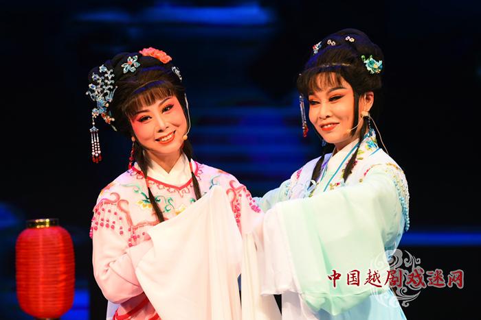贵阳台湾票友联袂上演精彩越剧