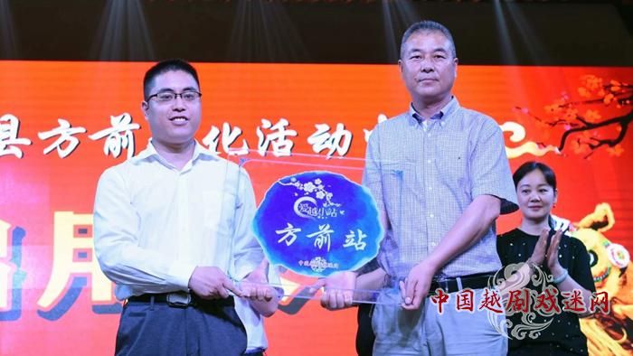 因为这个，他们履行了36年的约定！