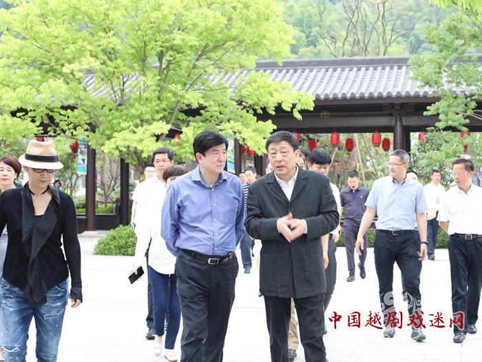 “出乎意料，大吃一惊！”