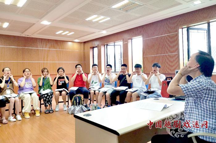 越剧艺校开启2019暑期准大学生越剧培训活动