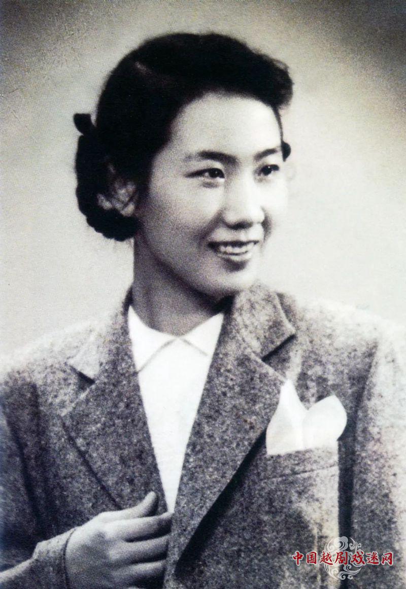 首播！中国越剧戏迷网爱越小站特别缅怀专题片