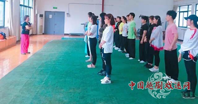 绍兴小百花青春版《白蛇前传》开排