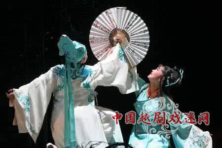 越剧《梁山伯与祝英台》在邮轮上曲调悠扬