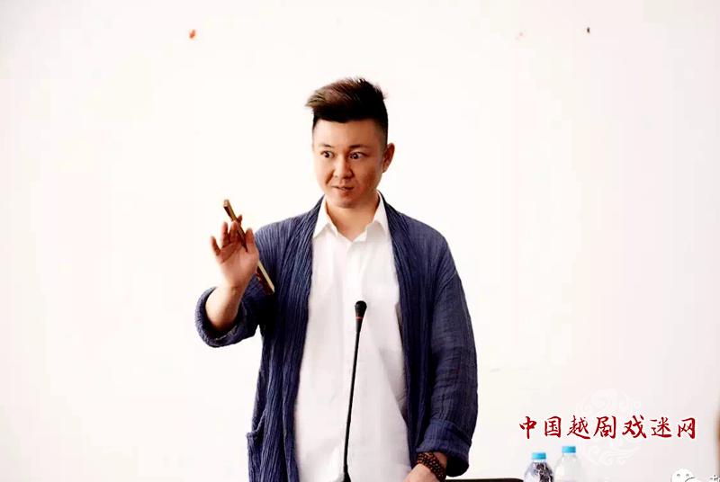 齐老板，温度计爆表啦！