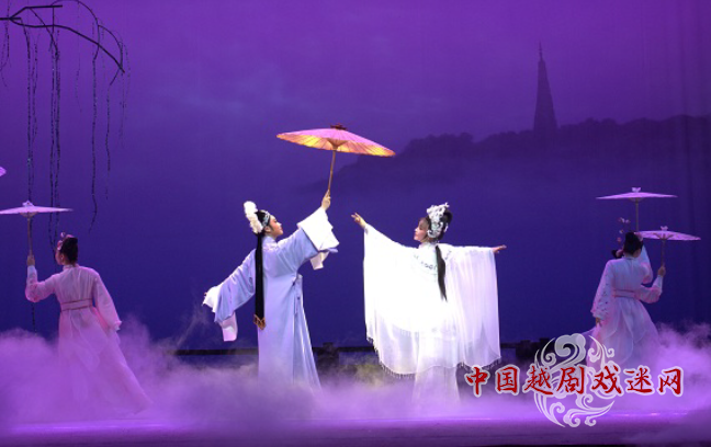 绍百“六代弟子”携手闯滩 《白蛇前传》能否托起新星？