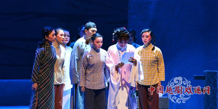 浙江省内外专家把脉越剧现代戏《袁雪芬》二度编创