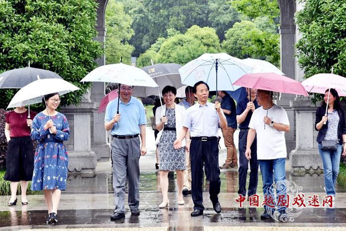 传承发扬越剧艺术 开拓更大旅游市场