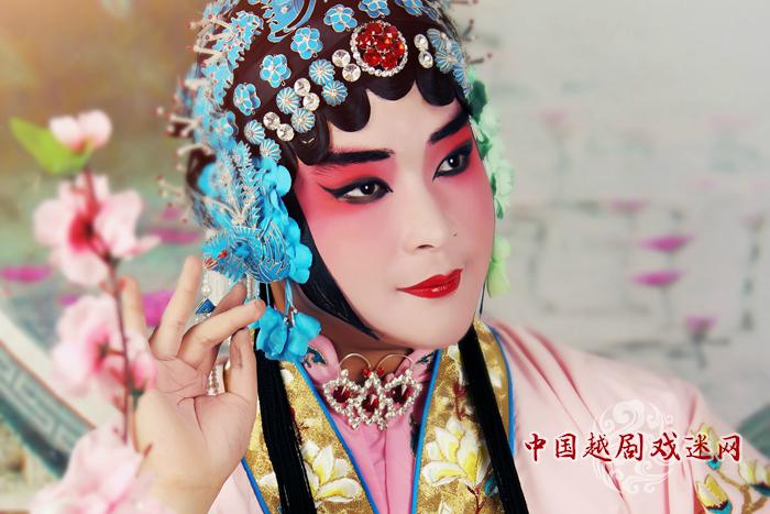 闻人行健：90后“老戏迷”