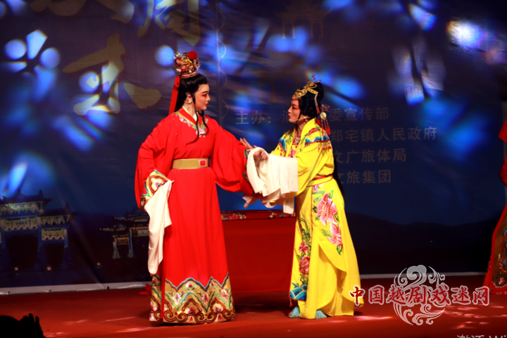 梨园传乡情  浦江越剧名家回乡举办戏曲专场助力乡村振兴