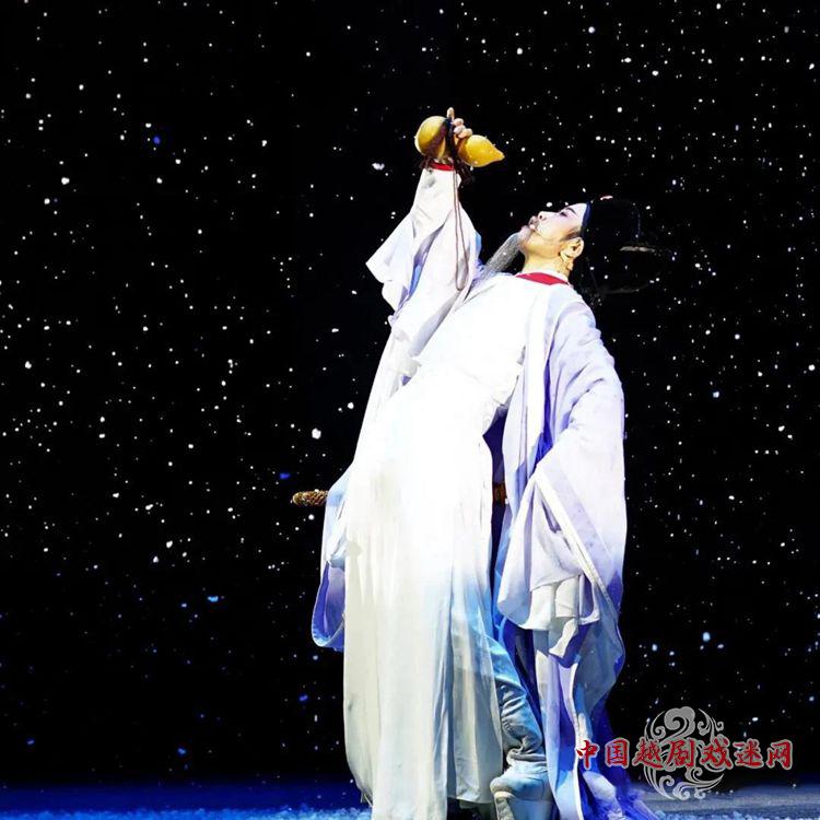 观南越《凤凰台》有感——请感恩你的单位