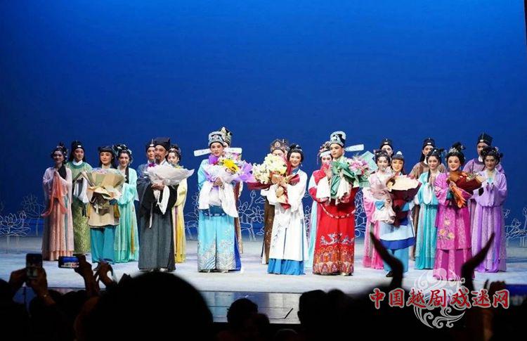 回应时代的好剧——《花中君子》