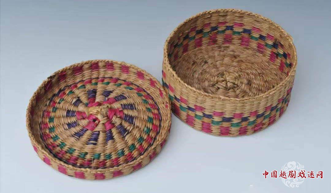 尹桂芳老师的化妆盒太精致