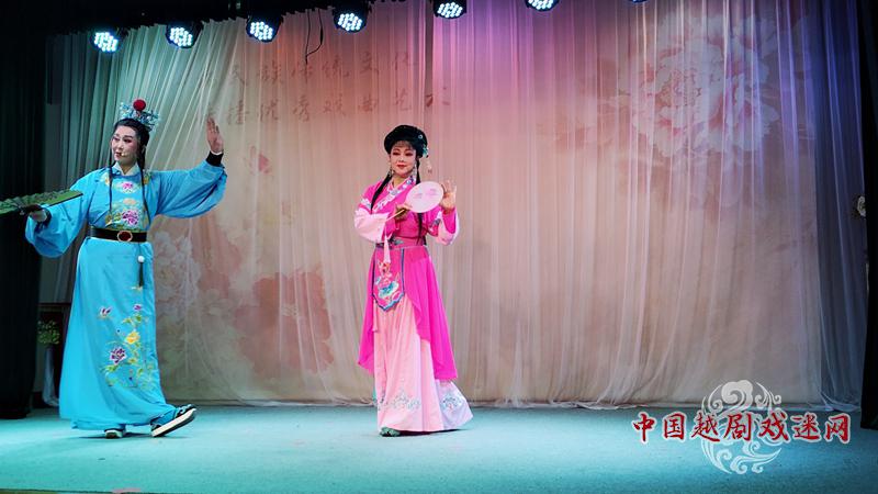 李红霞 胡丽君 雪里小梅香.jpg