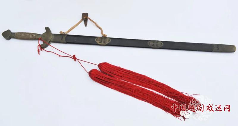 这把宝剑，王文娟曾在多剧中使用~
