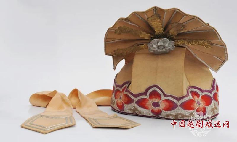 你见过吗？徐玉兰的鸭尾巾