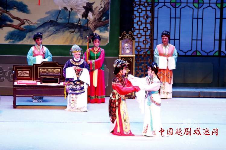 保利大剧院两周年庆典上，越剧《红楼梦》上演