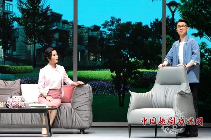 当代越剧《风乍起》在京上演