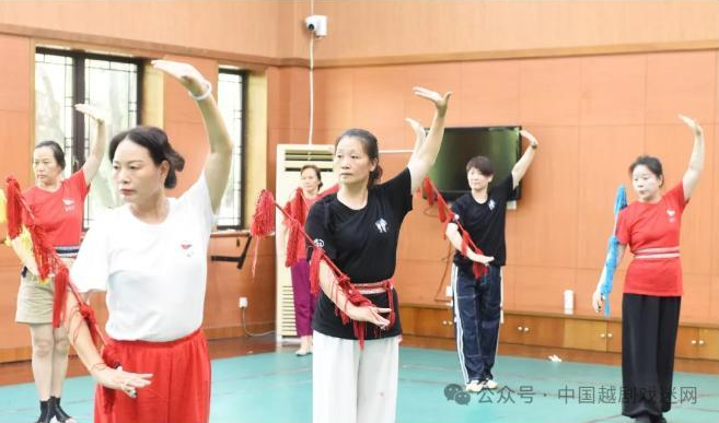 东阳邵红芳，用心学越剧~~