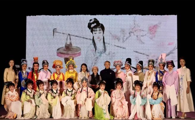 书香越韵~~贵阳站戏曲里的名著赏析会