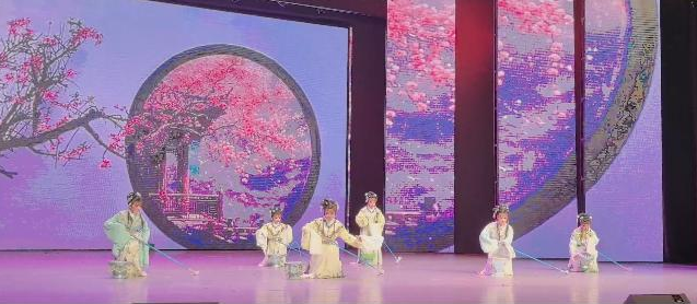 好听！好看！爱越小站·贵阳站的精彩表演~