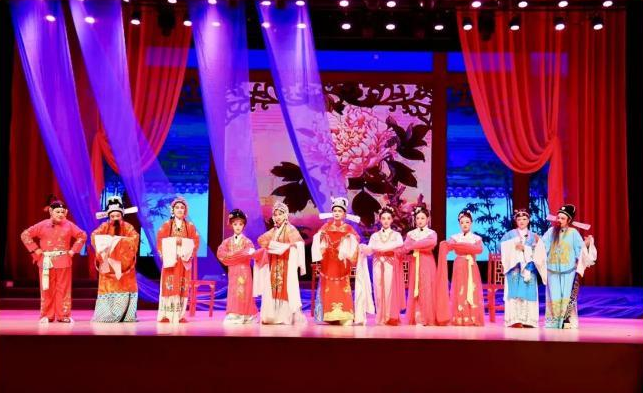 圆满举行～来看景德镇站精彩反串