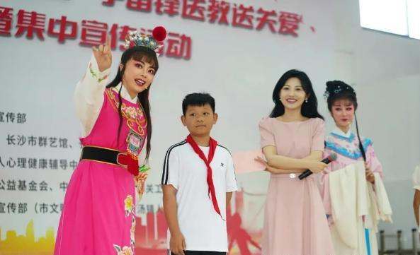 林妹妹“掉”进幼儿园～长沙站很赞哦