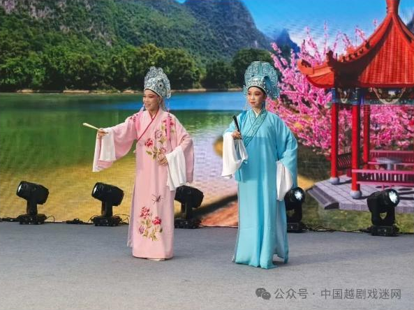 经典演绎！太原站把越剧带进社区~